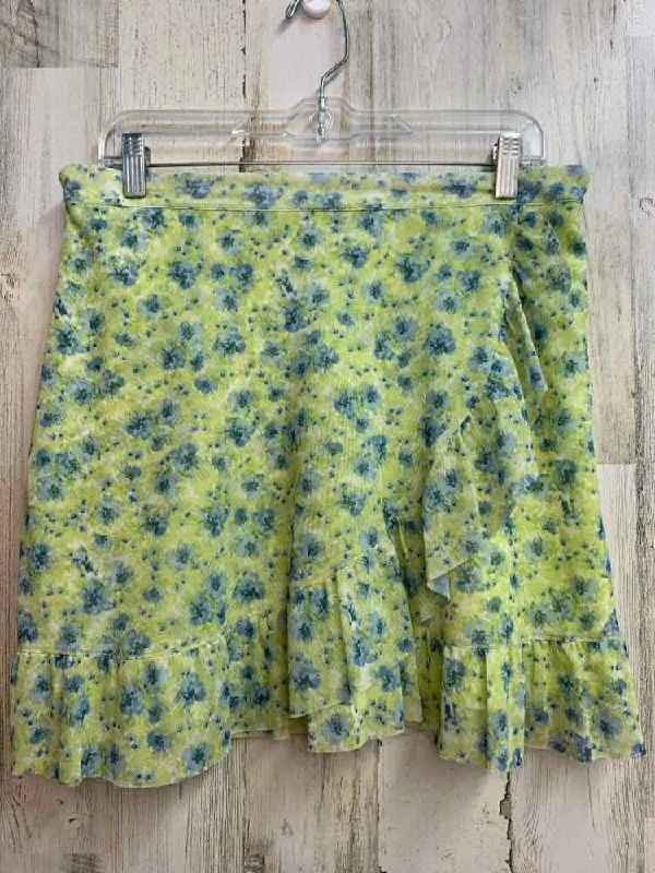 PRE-OWNED SO Dresses and Skirts Size XL Green Floral SHORT Skirt/RUFFLE HEM Tunics Chinos classic PRE-OWNED SO Dresses and Skirts Size XL Green Floral SHORT Skirt/RUFFLE HEM Tunics Chinos classic