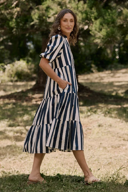 Sabre V-Neck Dress in Voyager Tunics Floral girly
