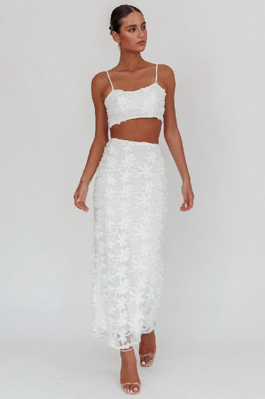 Casi Palm Tree Embroidered Maxi Skirt White button skirt front