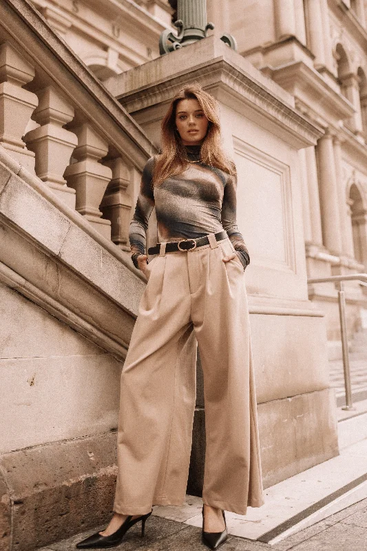 Sadella Pant - Sand Comfortable Pleated Pants