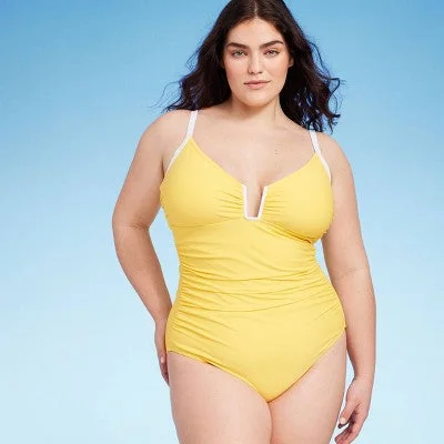 New - Women's Crepe U-Wire One Piece Swimsuit - Shade & Shore Yellow 24 Playful Pattern Swimsuit New - Women's Crepe U-Wire One Piece Swimsuit - Shade & Shore Yellow 24 Playful Pattern Swimsuit